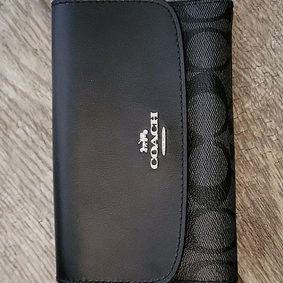 COACH Signature Envelope Wallet F32485 Smoke Black Medium NWT - Picture 3 of 11